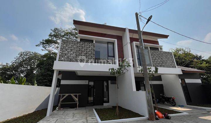 Rumah Baru 2 Lantai SHM Bekasi Timur 1