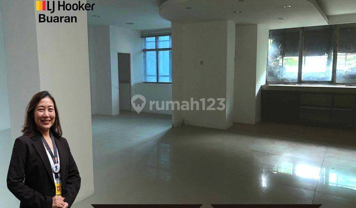 Gedung 4 Lantai Wahid Hasyim di Jakarta Pusat 5