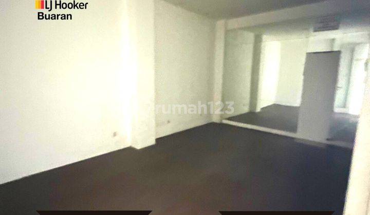 Gedung 4 Lantai Wahid Hasyim di Jakarta Pusat 7