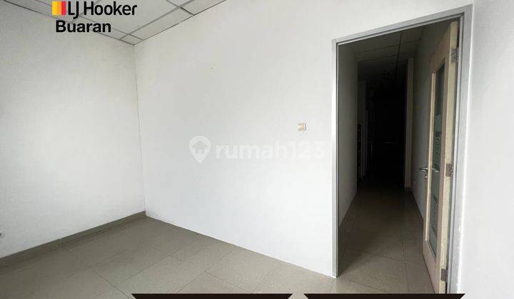 Ruko Pinggir Jalan Raya Pahlawan Revolusi Pondok Bambu Jakarta Timur 21