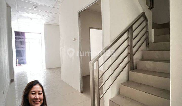 Ruko Pinggir Jalan Raya Pahlawan Revolusi Pondok Bambu Jakarta Timur 28