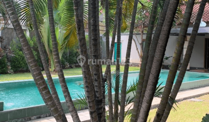 Rumah Mewah Dan Megah Komplek Pati Abri Bambu Apus 5