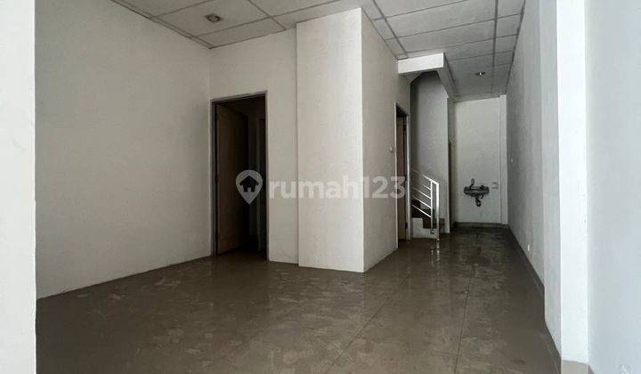 Ruko Pinggir Jalan Raya Pahlawan Revolusi Pondok Bambu Jakarta Timur 24