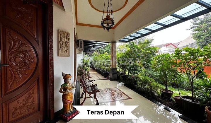 Rumah Modern Ada Kolam Renang Elang Malindo Jatiwaringin Jakarta Timur 1