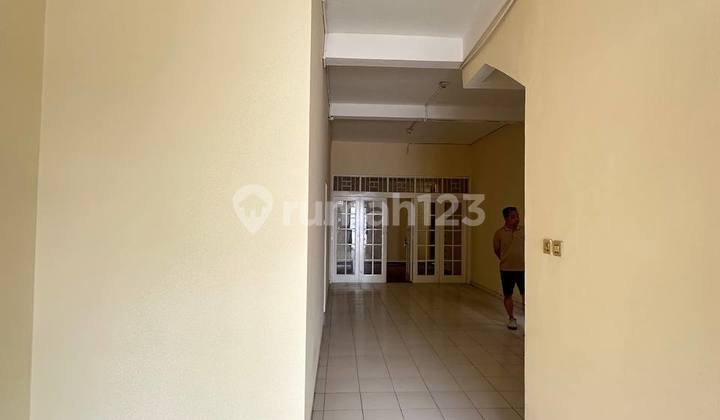 For Rent: Charming House in Cipinang Indah 2 Complex, East Jakarta For Rent: Charming House in Cipinang Indah 2 Complex, East Jakarta