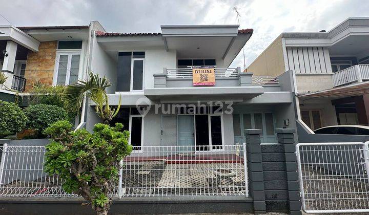 Rumah Cantik di Taman Modern Cakung Jakarta 1