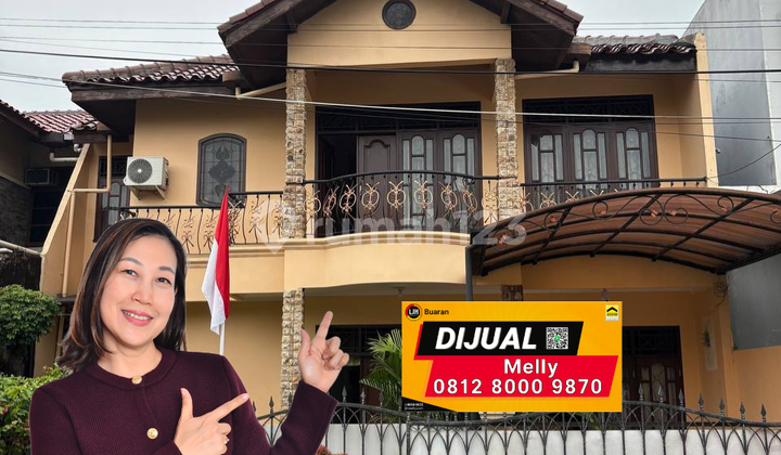 Rumah 2 lantai dengan desain asri dan tata ruang fungsional Duren Sawit, Jakarta Timur