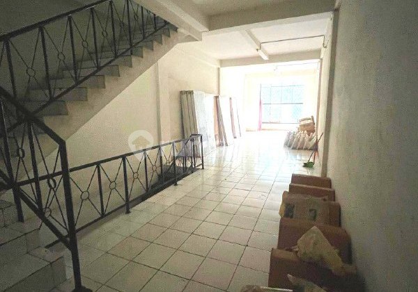 Commercial Shop House on Minangkabau Street, Manggarai, South Jakarta 2