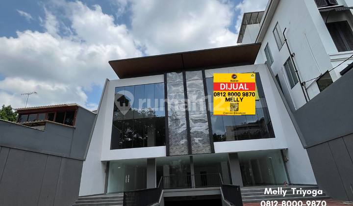 For Sale 3.5-Story Building, Premier Location at Radin Inten 2, Duren Sawit, East Jakarta