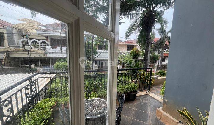 Rumah 2 Unit American Classic Cempka Putih Jakarta