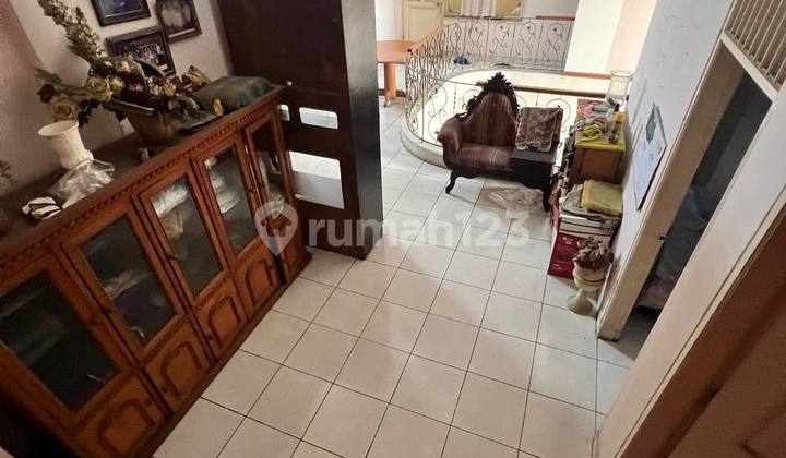 Rumah Bagus 2 Lantai Komplek Perumahan Jatibening Baru Bekasi 2