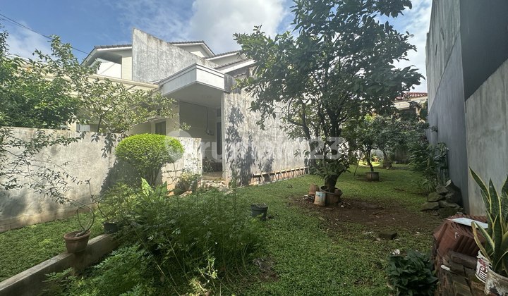 Rumah dan Tanah Samping yang Luas di Komplek Pondok Kelapa Billymoon 2