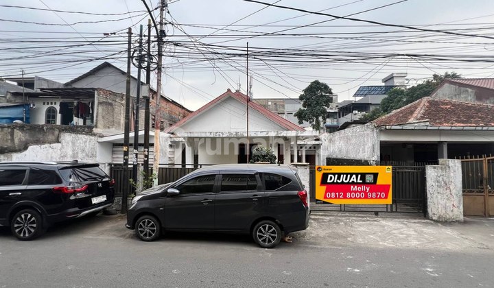 Rumah 1 Lantai di Jalan Pariaman, Pasar Rumput, Setiabudi, Jakarta Selatan Rumah 1 Lantai di Jalan Pariaman, Pasar Rumput, Setiabudi, Jakarta Selatan