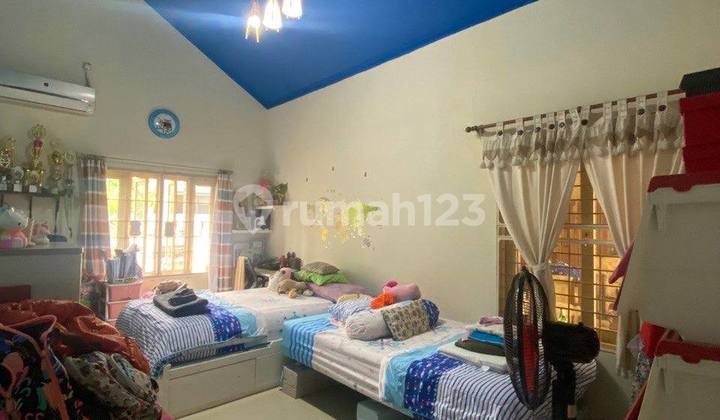 Rumah Hoek Komplek Jatiwaringin Asri Pondok Gede Bekasi 2