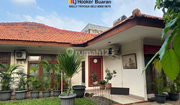 Rumah Bagus SHM di Jalan Pondok Bambu, Jakarta Timur 1