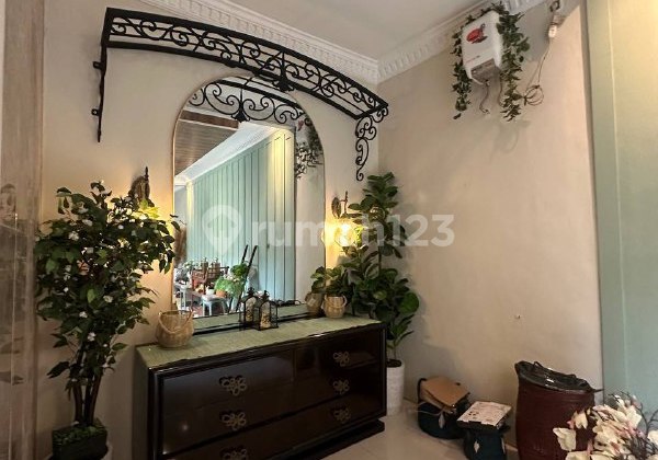 Elite Complex Luxurious House Lot Al Furnished Duren Sawit East Jakarta 2