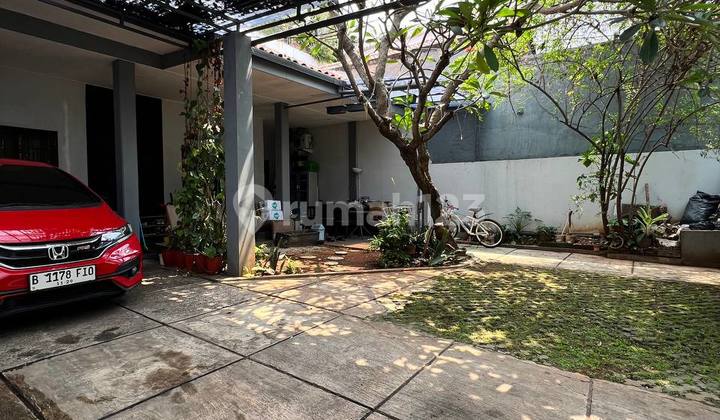 Asri and Strategic House in Pangkalan Jati, Cipinang Melayu, East Jakarta Asri and Strategic House in Pangkalan Jati, Cipinang Melayu, East Jakarta