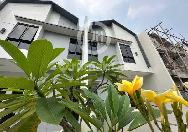 RUMAH BARU JALAN TUGU JATICEMPAKA, PONDOK GEDE, BEKASI