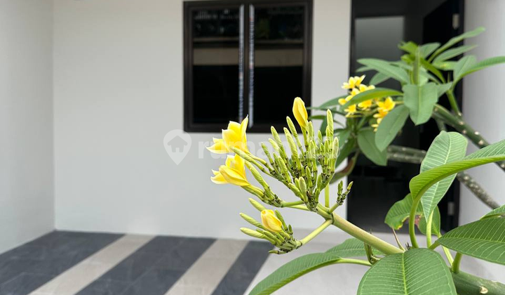 Rumah Baru Minimalis Modern di Komplek Grand Galaxy, Bekasi 2