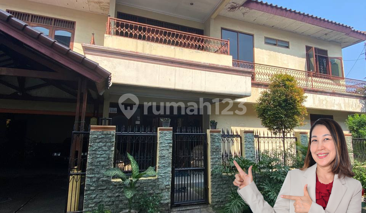 Nice and Modern House in Duren Sawit Complex East Jakarta Nice and Modern House in Duren Sawit Complex East Jakarta