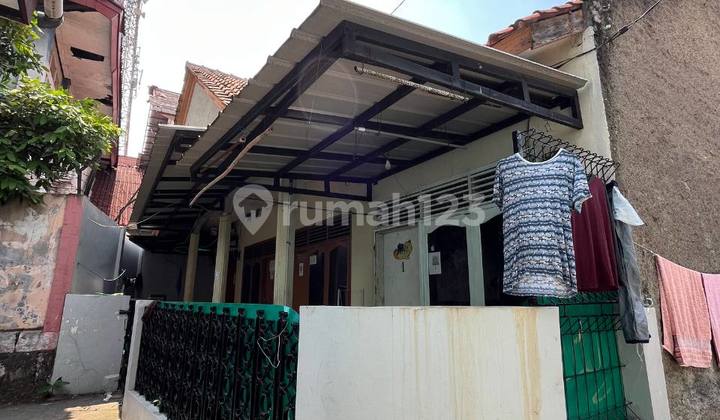 Rumah Kontrakan 4 Pintu Bebas banjir di Bekasi Timur, Bekasi Rumah Kontrakan 4 Pintu Bebas banjir di Bekasi Timur, Bekasi