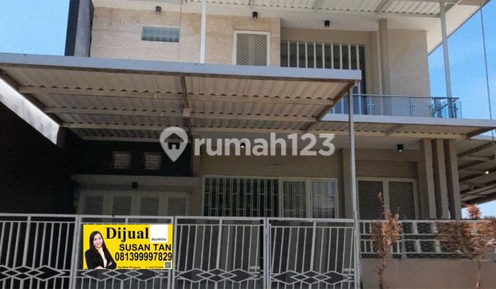 Dijual Rumah 2,5 Lantai Di Grand Eastwood Citraland Surabaya Dijual Rumah 2,5 Lantai Di Grand Eastwood Citraland Surabaya