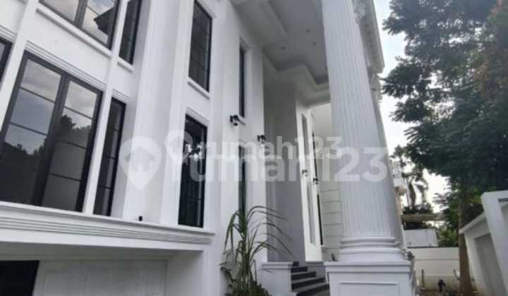 Dijual Rumah Brand New Classic House Graha Famili Bagus 2