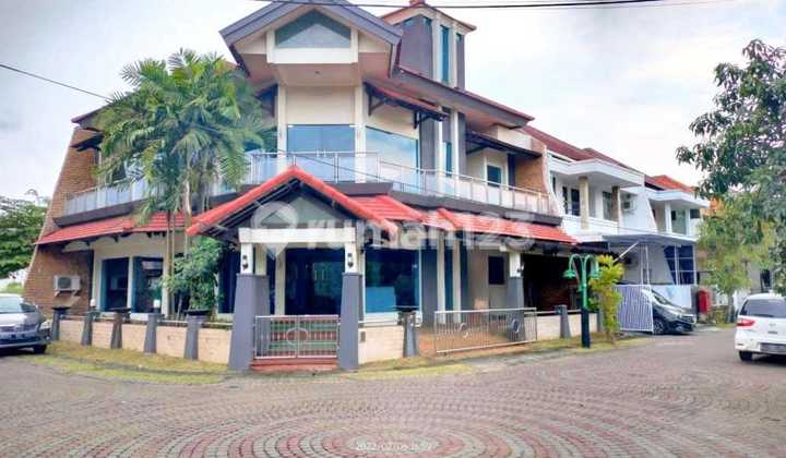 For Quick Sale: Pine Hook House Asri Lakarsantri Wiyung Surabaya 2