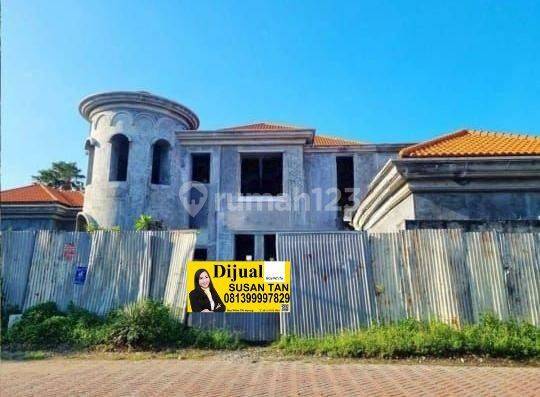 Dijual Rumah Hitung Tanah Graha Family Blok Favorit Long Golf View 1