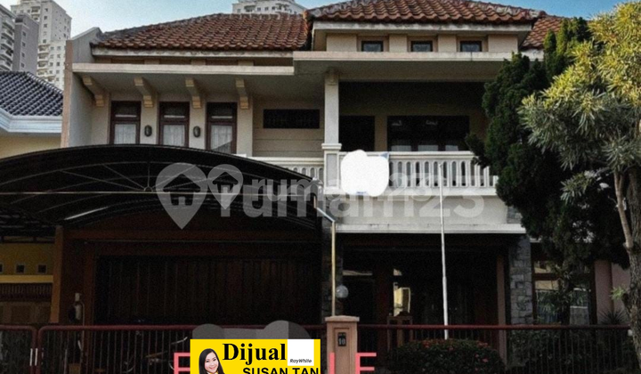 Dijual Rumah Mediterania Pakuwon Indah Surabaya Barat