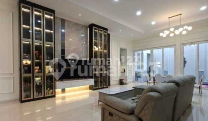 Dijual Rumah Luxury Full Furnish Ada Kolam Renang Pakuwon Indah 2