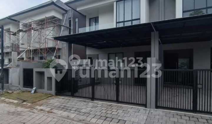 For Sale New Graha Natura Surabaya House 2