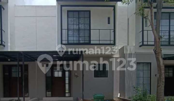 Graha Natura Ready-to-Occupy House for Sale in Surabaya 2