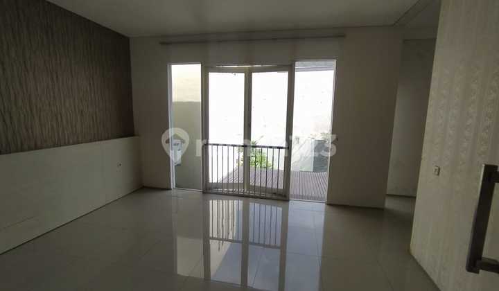 Rumah Like New Siap Masuk Citraland Utama 2