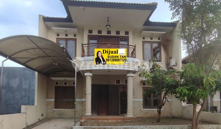 For Sale 2-Story House Citraland Utama Villa Taman Telaga