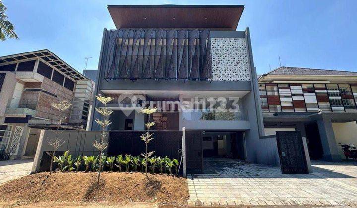 Rumah Dijual Surabaya Brand New Split Level Luxury House Citraland 2