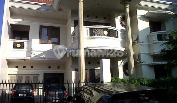 Dijual Rumah Graha Family Siap Huni, Bagus