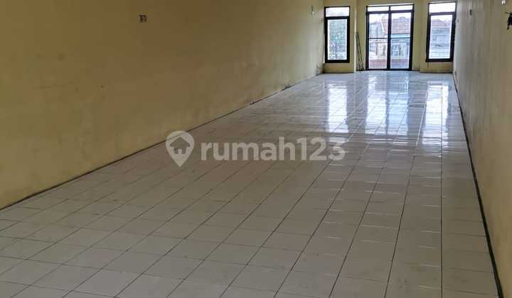 Translation: Shop House for Sale on Wiyung Main Road - Zero Down Payment, Cheapest, Strategic Location, Rare Property Translation: Shop House for Sale on Wiyung Main Road - Zero Down Payment, Cheapest, Strategic Location, Rare Property