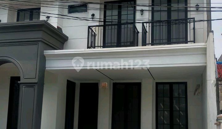 For Sale Dharmahusada Mas House 2-Story Building American Classic Type 1