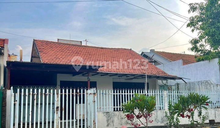 Jual Hitung Tanah! Rumah 1 Lantai Di Rungkut Asri Tengah 1