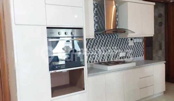 Dijual Apartemen De Residence 3+1 Br Full Furnished