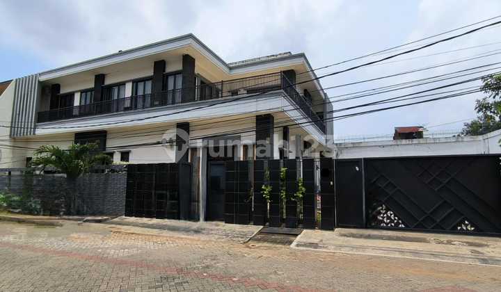 Dijual Rumah Kos di Dharma Husada Utara Bagus Siap Huni Dijual Rumah Kos di Dharma Husada Utara Bagus Siap Huni