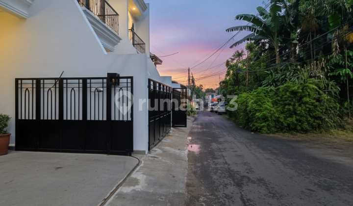 Rumah Baru Design Classic Modern Non Komplek di Cipinang Cempedak Jakarta Timur 2