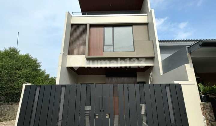 New Luxurious Modern Minimalist House in Rawamangun Complex, East Jakarta 2