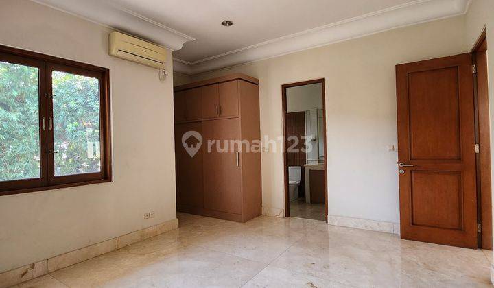 Turun Harga, Dijual Rumah Siap Huni Cocok Untuk Komersil Di Cipete Antasari Jakarta Selatan.  2