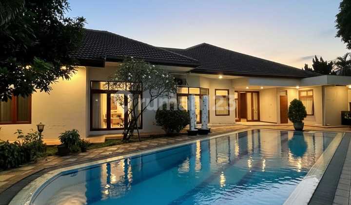 Dijual Rumah Cantik Dalam Komplek Cipete - Jakarta Selatan