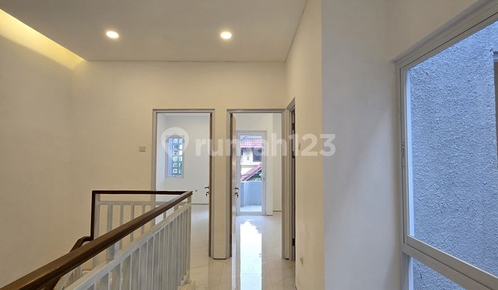 Rumah Modern Dalam Komplek di Pondok Kelapa Jakarta Timur 2