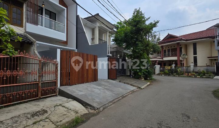Rumah Modern Minimalis Dalam Komplek Kav Dki Pondok Kelapa Duren Sawit Jakarta Timur 2
