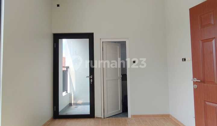 DIJUAL RUMAH BARU 2 LANTAI DESAIN SCANDINAVIAN  DI BAMBU APUS - JAKARTA TIMUR. 2