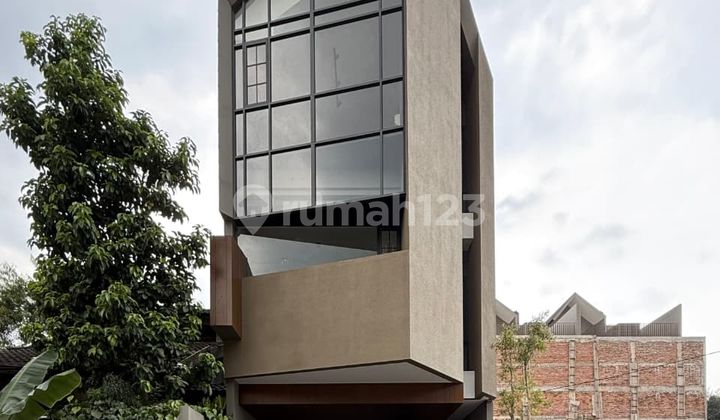 BRAND NEW TROPICAL HOUSE FURNISHED CIPETE KEMANG JAKARTA SELATAN BRAND NEW TROPICAL HOUSE FURNISHED CIPETE KEMANG JAKARTA SELATAN